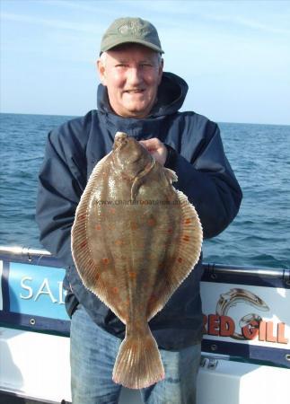 4 lb 8 oz Plaice by Dave Potts