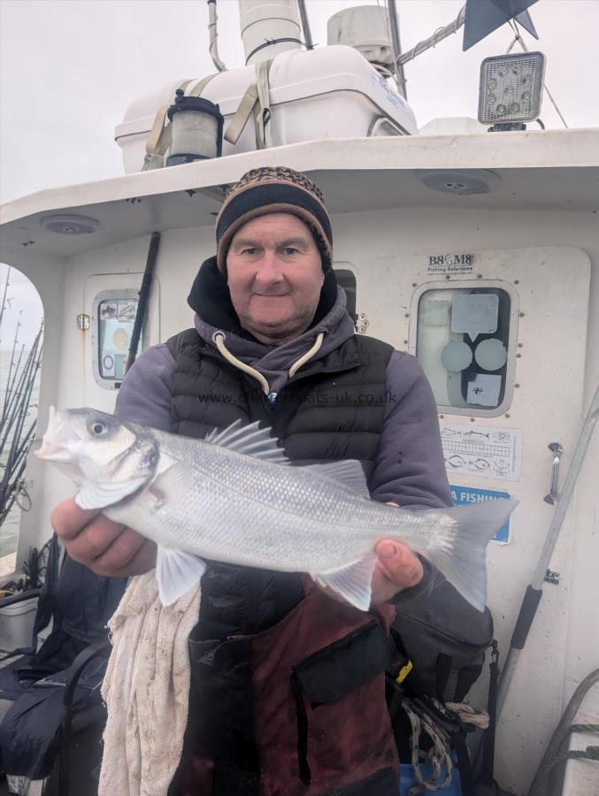 2 lb 5 oz Bass by Skipper jay