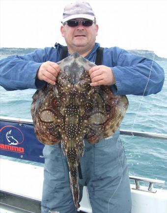 12 lb Undulate Ray by Stephan Attwood