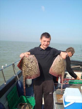 10 lb 4 oz Thornback Ray by calum