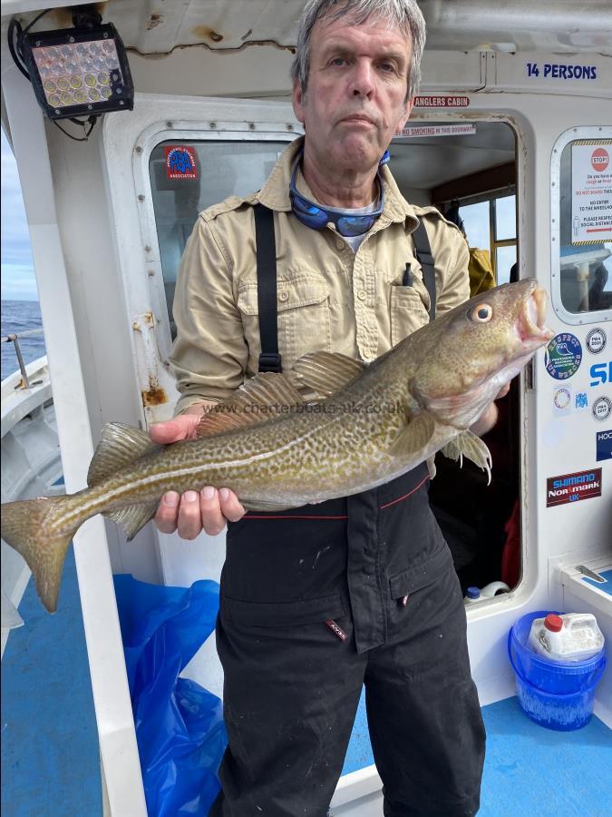 5 lb 10 oz Cod by Lee.