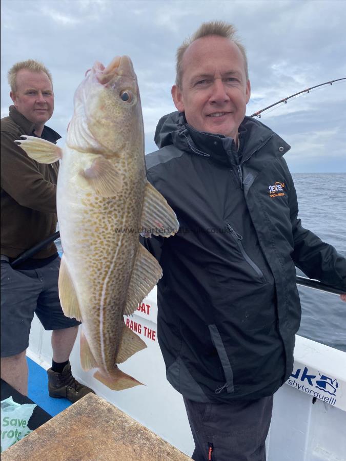 6 lb 9 oz Cod by Tom.