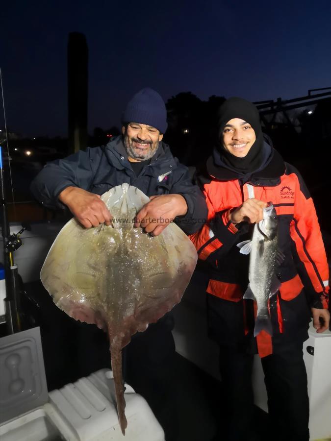 14 lb Undulate Ray by Glen