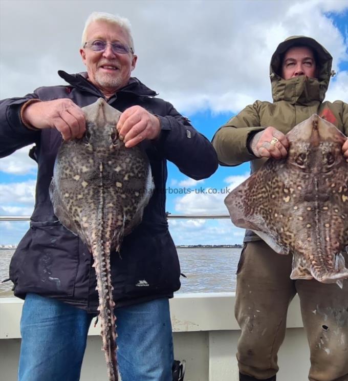 8 lb 12 oz Thornback Ray by Eric