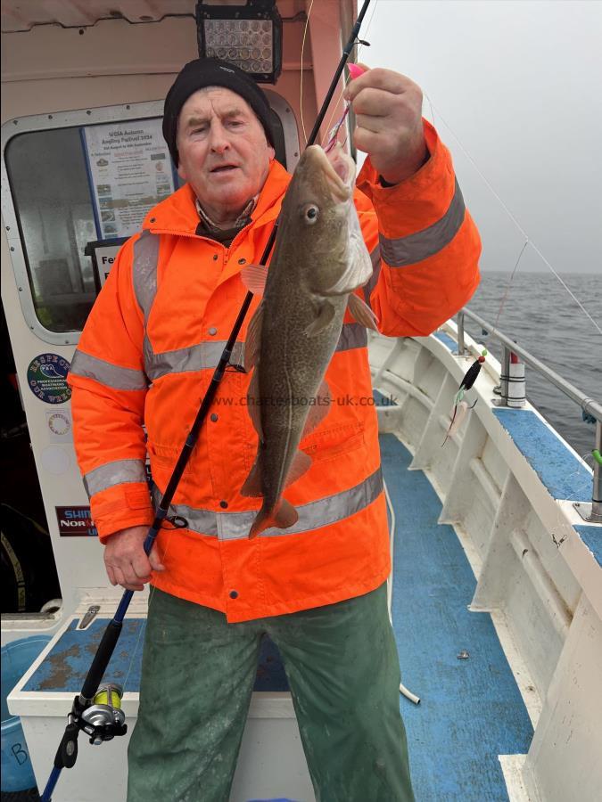 3 lb 2 oz Cod by Derek.