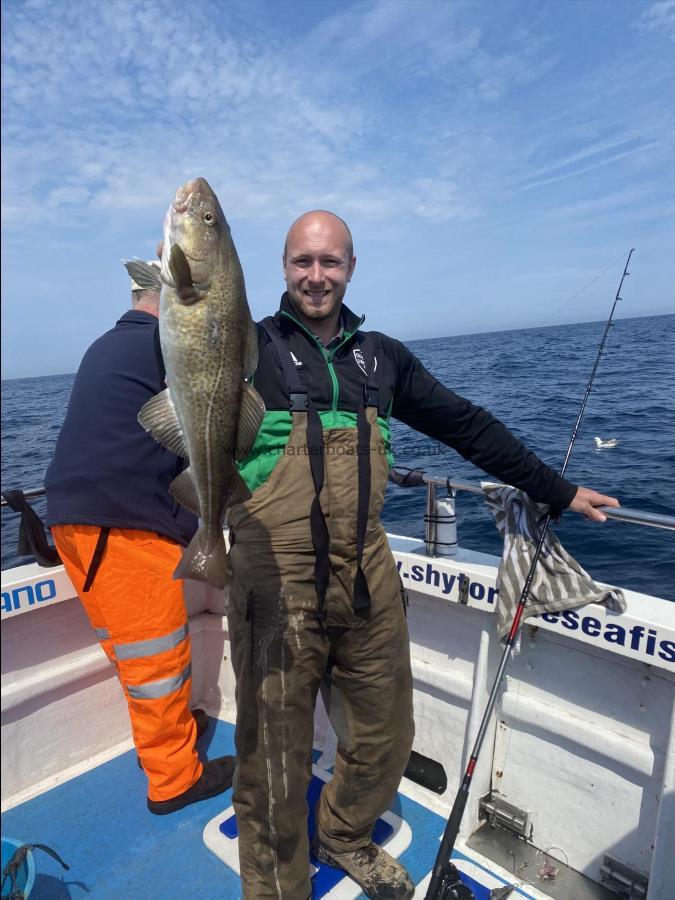 6 lb 15 oz Cod by Nick.