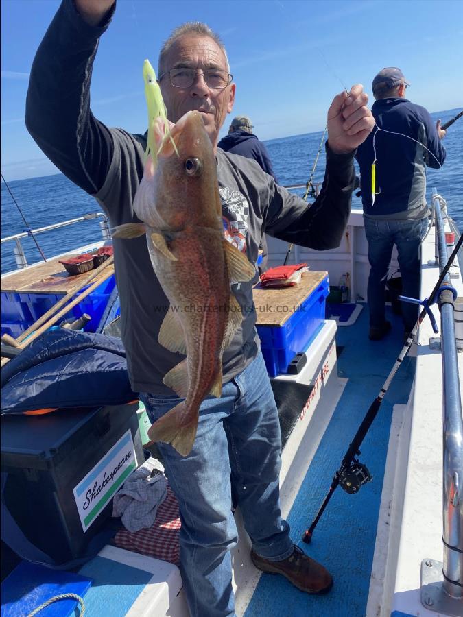 5 lb 2 oz Cod by Les.