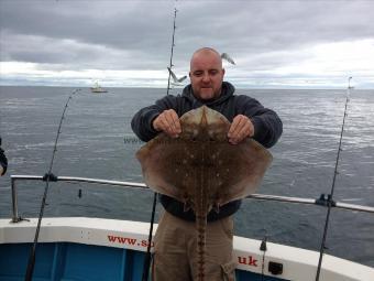 7 lb 12 oz Thornback Ray by Alex Hynd